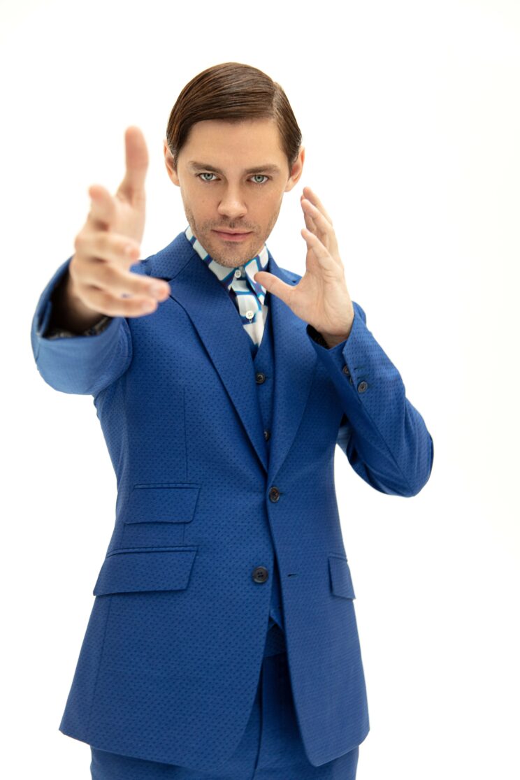 TOM_PAYNe male photo retouched er